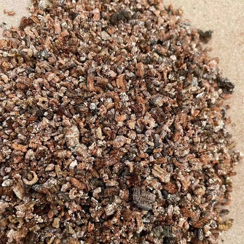 Golden-Expanded-Vermiculite